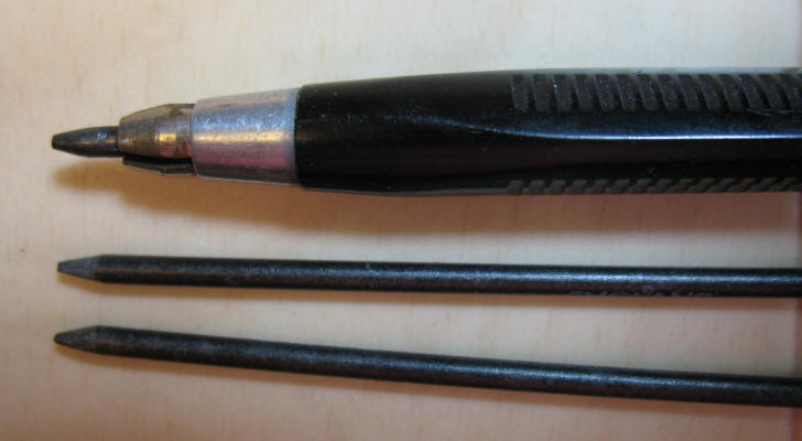Clutch pencil with 1.8 mm lead